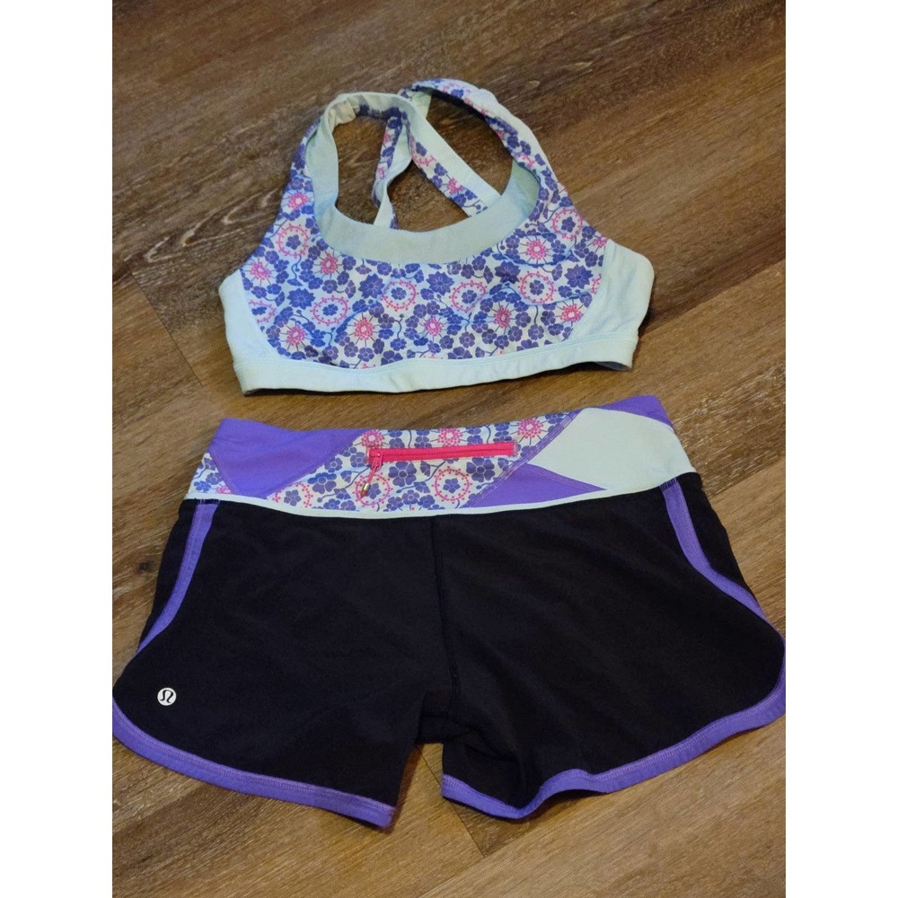 Lululemon Floral Bra and Short Set. Size Small. Light blue/Black